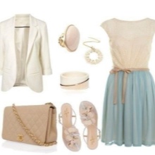 Beige accessories for a blue dress