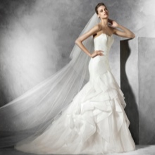 Γαμήλιο φόρεμα από γοργόνα Pronovias