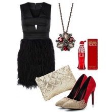 Dress with a fringed skirt and accessories for it for an inverted triangle type figure