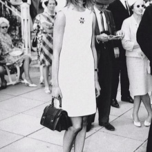 Halvlång rak klänning från 60-talet