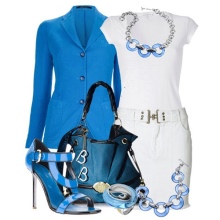 Mėlyni aksesuarai prie balto apvalkalo suknelės