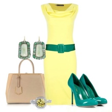 accessori acqua per un vestito giallo
