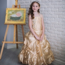 Абитуриентска рокля в крем за детска градина