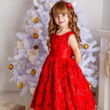 Нова година рокля за момичето червено