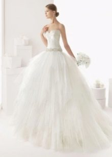 فستان زفاف كاسترو منتفخ