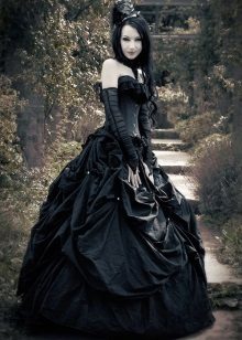 Gotų stiliaus vestuvinė suknelė
