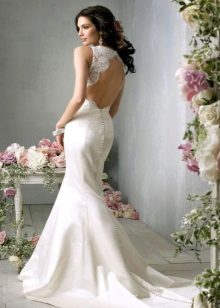 Open back lace wedding dress