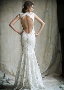 Neckline on the back of a wedding dress