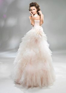 Gaun pengantin yang indah dari Bogdan Anna