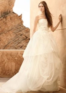 Сватбени рокли от Вера Вонг