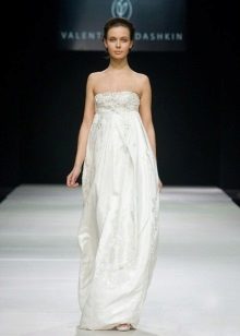 Γαμήλιο φόρεμα από τον Yudashkin
