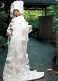 baltas vestuvių kimono