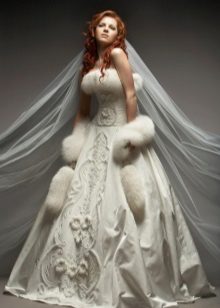 Žieminė vestuvinė suknelė
