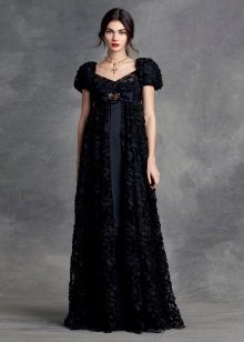 Φόρεμα της αυτοκρατορίας από τη Dolce & Gabbana