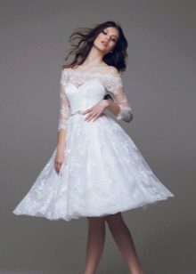 Krátke svadobné šaty A-line