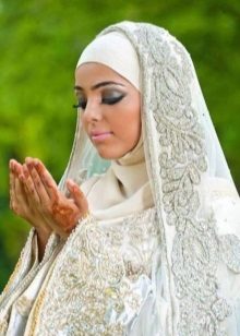 Hijab đám cưới Hồi giáo với thêu