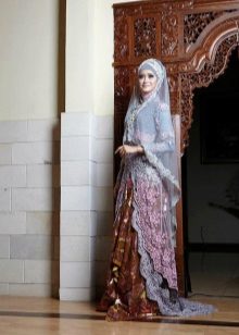 Цветна дизайнерска мюсюлманска сватбена рокля