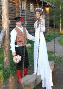 Svadobné šaty s vlakom v ruskom štýle