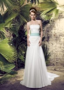 فستان زفاف من المصمم Raimon Bundo