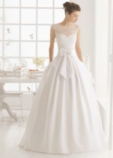 Low waist wedding dress
