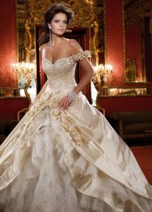 Viktorijos stiliaus vestuvinė suknelė