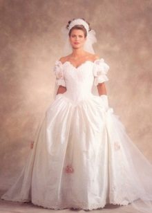 فستان زفاف ستايل 80s