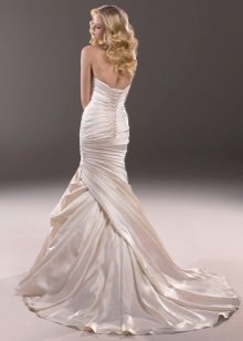 Сатенена сватбена рокля от русалка