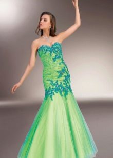 Žalia graži vakarinė suknelė