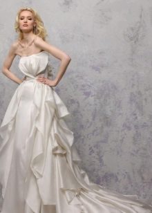  сатенена сватбена рокля с перла
