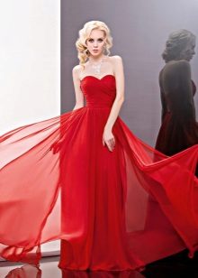 فستان زفاف من الشيفون الأحمر