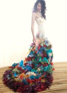 Vjenčana haljina u boji sirena
