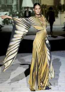 Вечерна рокля на Роберто Кавали