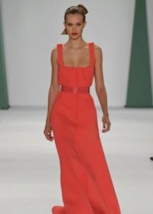 Carolina Herrera červené večerné šaty