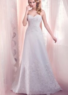 Straight wedding dress with lace