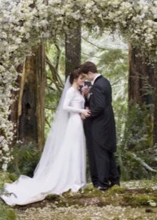 Pakaian Perkahwinan Kristen Stewart dari filem Twilight