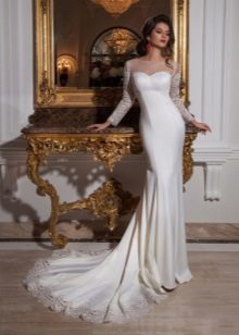 Křišťálový design svatební šaty