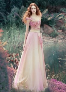 Vit och rosa rak brudklänning