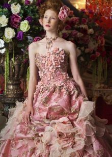 Wedding dress in shades of pink