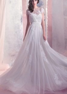 А-линия сватбена рокля от колекцията Enigma от Gabbiano