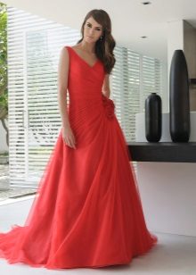 A linha de vestido de noiva vermelho