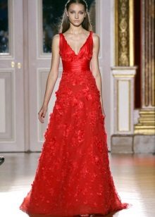 Nėrinių raudona vestuvinė suknelė
