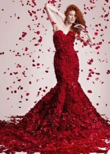 Червена русалка сватбена рокля