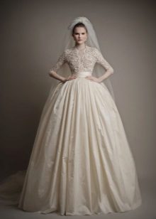 فستان زفاف كلاسيكي