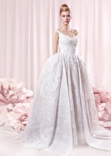 Vestido de noiva inchado clássico