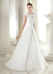 Γαμήλιο φόρεμα από τη συλλογή της μόδας από το San Patrick υπέροχο