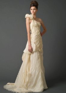 Suknia ślubna Vera Wong z kolekcji 2011 na jednym ramieniu