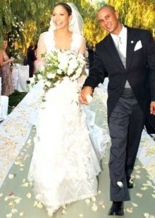 Suknia ślubna Jennifer Lopez od Vera Wong