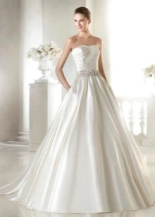 Pearl color wedding dress