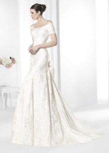 „Franc Sarabia“ vestuvinė suknelė be pečių