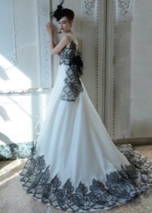 Atelier Aimee Csipke esküvői ruha
